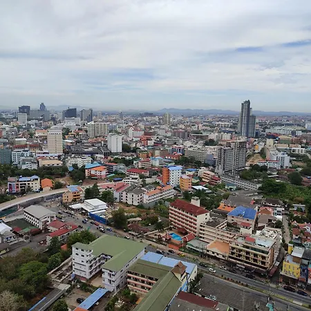 Unixx Apartment Pattaya Exterior photo