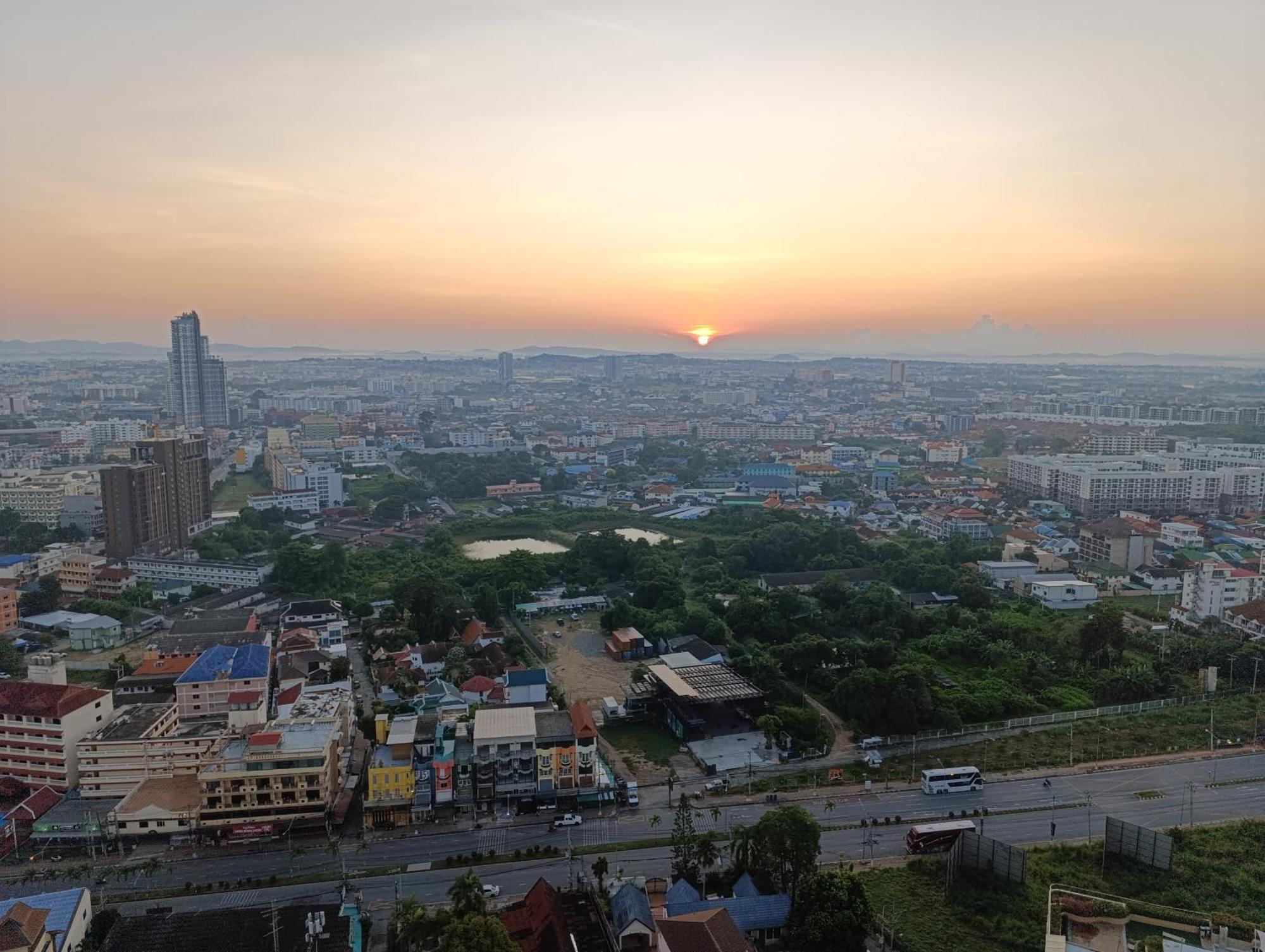 Unixx Apartment Pattaya